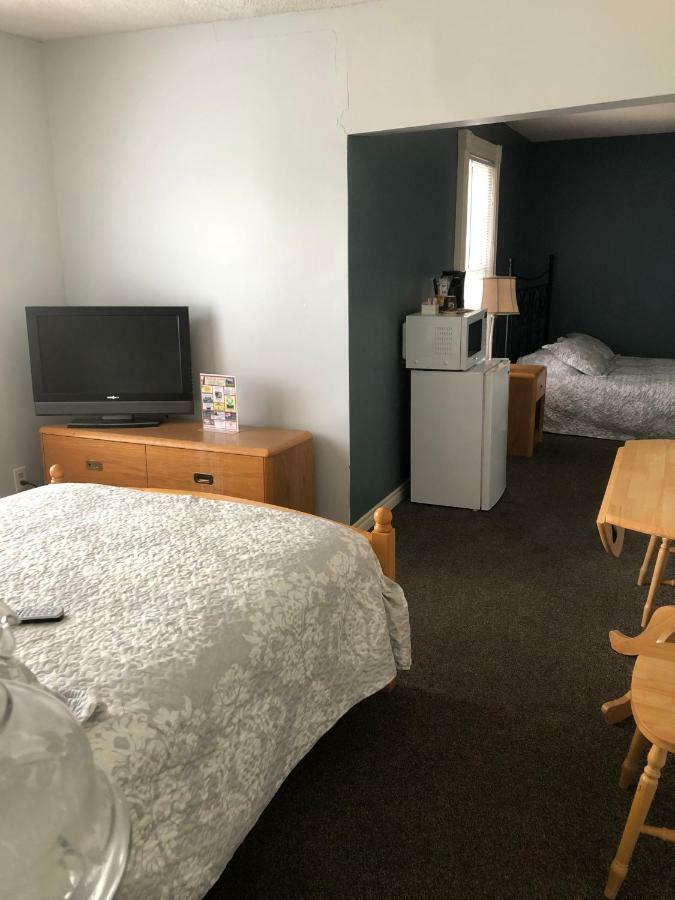 鲍勃坎基恩酒店 Bobcaygeon 外观 照片